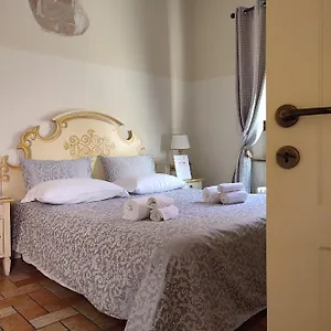 R&b Casa Aurora 3* Равенна