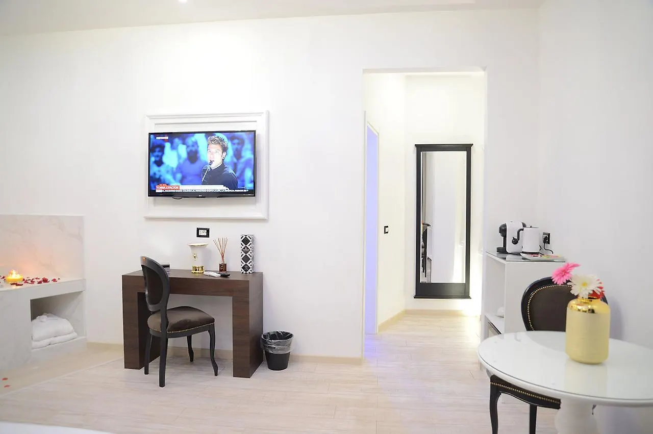 Escape Luxury Suite - Ca Domus Collection Řím 3*,  Itálie