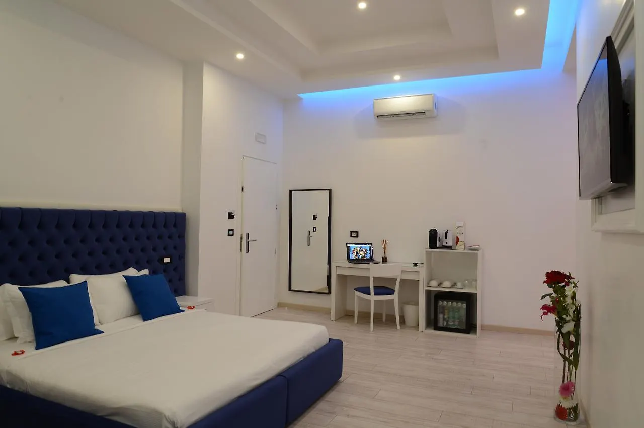 *** Hotel Escape Luxury Suite - Ca Domus Collection Roma Italia